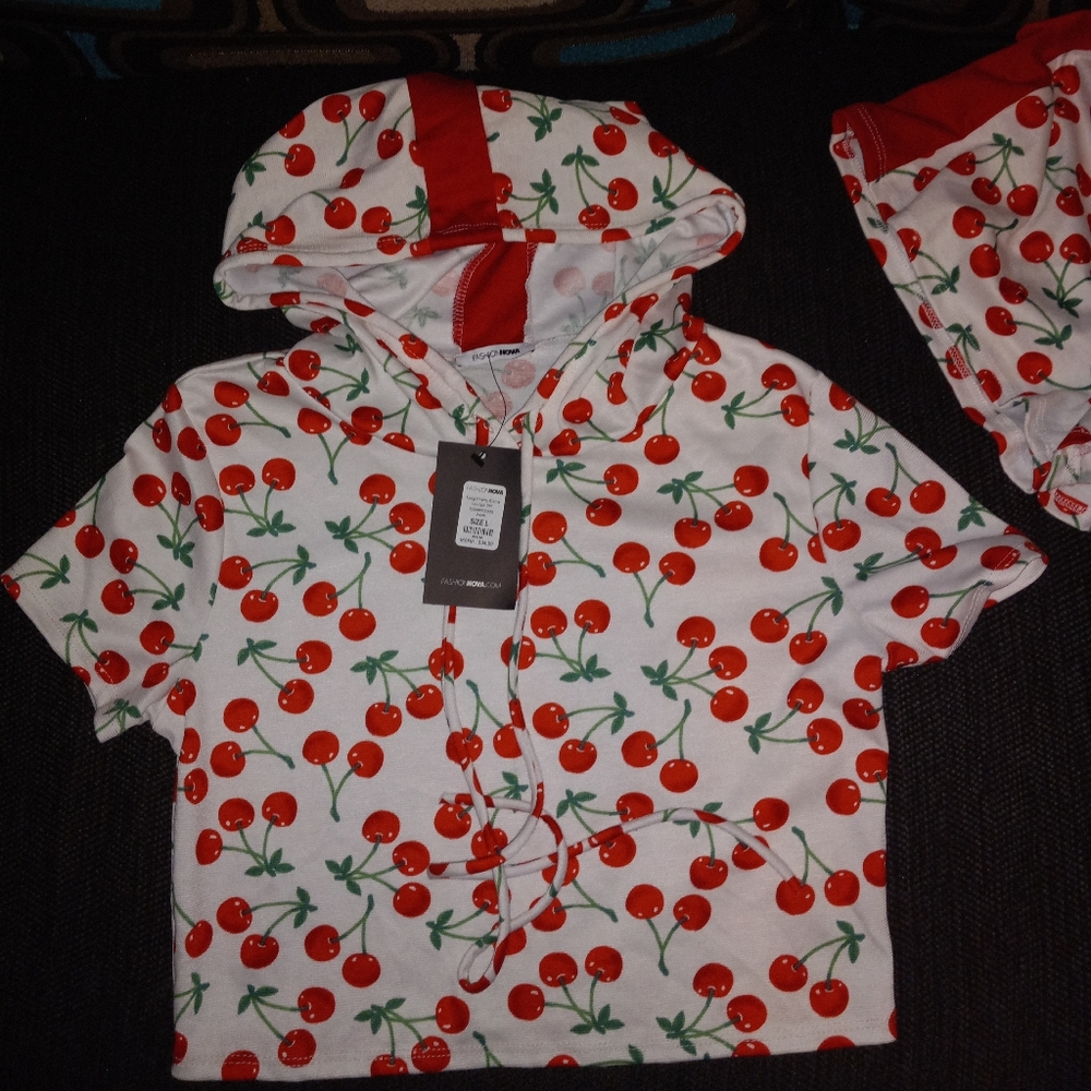 Cherry lounge short set